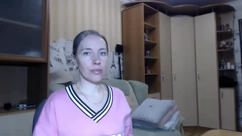 cute_lion_ online show from May 31, 2026, 6:42 pm