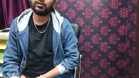 Snapshot of cute_lucky7080 chatting on February 4, 2026, 3:29 pm Cute Lucky online show from February 4, 2026, 3:29 pm