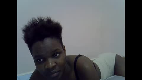 cute_marion online show from February 20, 2025, 4:28 am