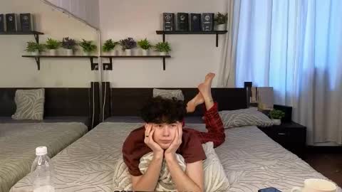 Mike online show from April 19, 2026, 10:47 am