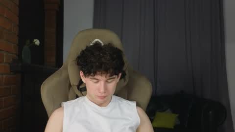 Mike online show from April 25, 2026, 5:32 pm