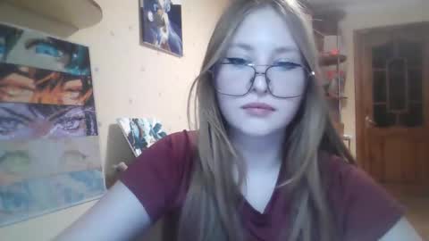 Snapshot of cute_minx chatting on February 3, 2026, 6:02 pm Veronica online show from February 3, 2026, 6:02 pm