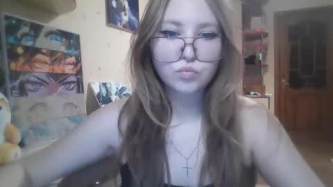 Snapshot of cute_minx chatting on February 5, 2026, 7:51 pm Veronica online show from February 5, 2026, 7:51 pm