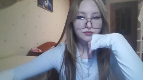 Snapshot of cute_minx chatting on February 9, 2026, 6:34 pm Veronica online show from February 9, 2026, 6:34 pm