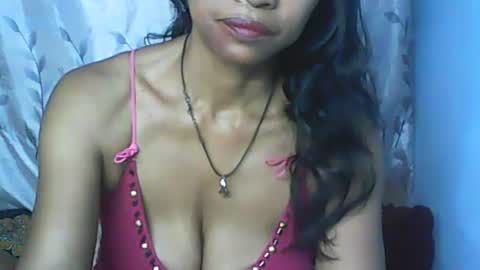 Snapshot of cute_moll chatting on January 18, 2025, 8:31 am murielle online show from January 18, 2025, 8:31 am