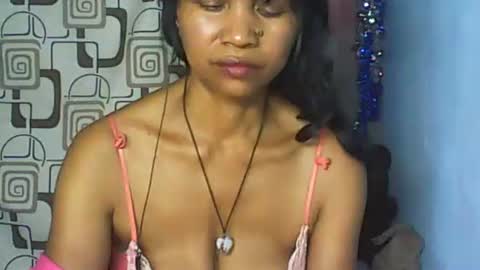 Snapshot of cute_moll chatting on May 25, 2026, 6:47 pm murielle online show from May 25, 2026, 6:47 pm