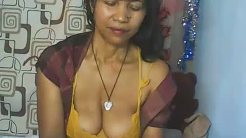Snapshot of cute_moll chatting on May 26, 2026, 8:54 am murielle online show from May 26, 2026, 8:54 am
