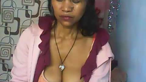Snapshot of cute_moll chatting on June 9, 2026, 7:09 am murielle online show from June 9, 2026, 7:09 am