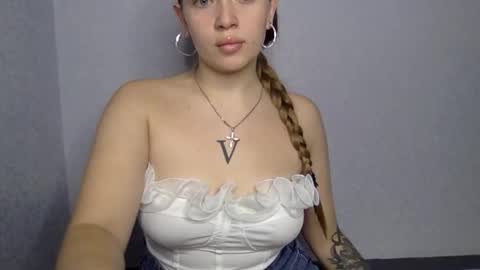 cute_shy06 online show from November 28, 2025, 5:37 pm