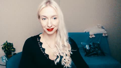 cute_smile_shy online show from December 26, 2024, 5:08 pm