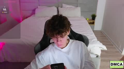 Thomas -  online show from February 10, 2025, 8:31 pm