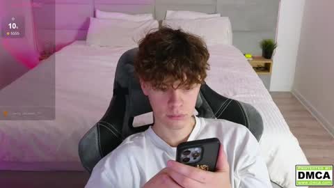 Thomas -  online show from February 11, 2025, 8:42 pm