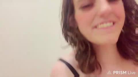 Snapshot of cutealisandra chatting on June 18, 2026, 1:28 am cutealisandra online show from June 18, 2026, 1:28 am