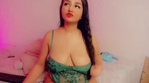 Snapshot of cuteandjoy chatting on April 29, 2026, 5:22 am Andrea online show from April 29, 2026, 5:22 am