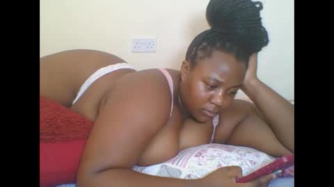 AURELIA online show from December 23, 2025, 10:24 am