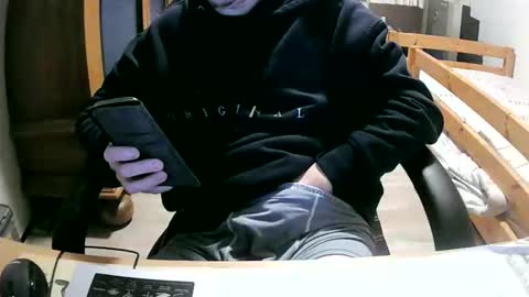 Cuteboy090 online show from March 26, 2026, 4:12 pm