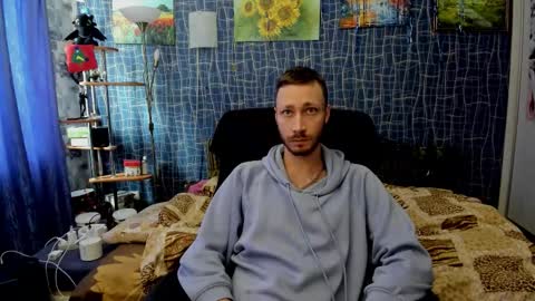 cuteboy228 online show from February 6, 2026, 12:19 pm
