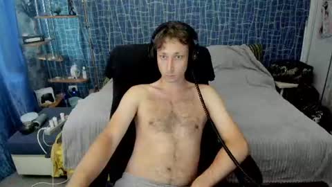 cuteboy228 online show from July 28, 2026, 10:43 am