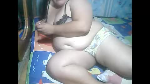 cutechubbyasian online show from May 6, 2026, 12:10 pm