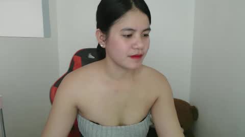 cutecindy2000 online show from March 5, 2025, 2:36 am