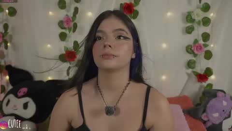Andrea 3 online show from July 19, 2026, 2:37 am