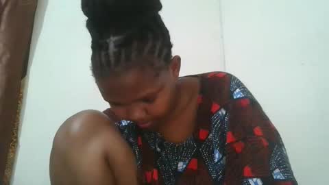 Snapshot of cuteebony2 chatting on October 27, 2025, 6:01 pm Sheila online show from October 27, 2025, 6:01 pm