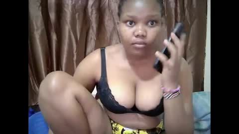 Snapshot of cuteebony2 chatting on November 1, 2025, 11:18 pm Sheila online show from November 1, 2025, 11:18 pm