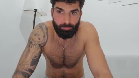 Snapshot of cuteeboy chatting on January 30, 2025, 9:14 pm cuteeboy online show from January 30, 2025, 9:14 pm