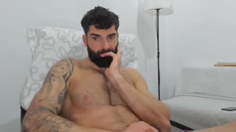 Snapshot of cuteeboy chatting on February 9, 2025, 11:15 pm cuteeboy online show from February 9, 2025, 11:15 pm