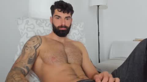 Snapshot of cuteeboy chatting on February 10, 2025, 7:04 am cuteeboy online show from February 10, 2025, 7:04 am