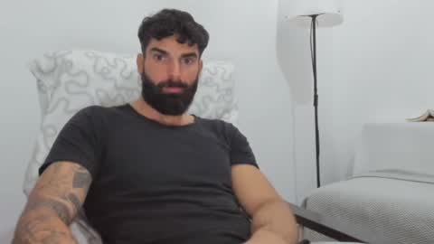 Snapshot of cuteeboy chatting on February 15, 2025, 1:49 pm cuteeboy online show from February 15, 2025, 1:49 pm