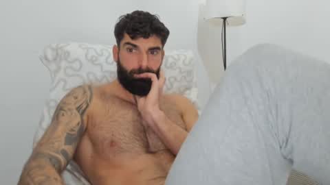 Snapshot of cuteeboy chatting on February 16, 2025, 1:16 pm cuteeboy online show from February 16, 2025, 1:16 pm