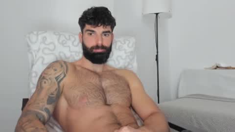 Snapshot of cuteeboy chatting on February 17, 2025, 6:53 am cuteeboy online show from February 17, 2025, 6:53 am