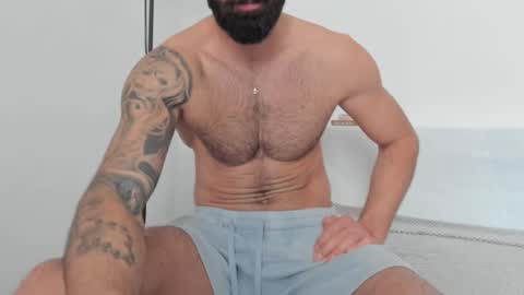 Snapshot of cuteeboy chatting on February 18, 2025, 11:00 am cuteeboy online show from February 18, 2025, 11:00 am