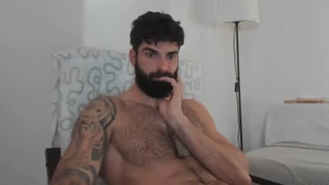 Snapshot of cuteeboy chatting on February 24, 2025, 6:27 am cuteeboy online show from February 24, 2025, 6:27 am