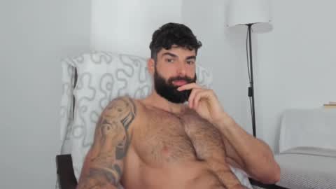 Snapshot of cuteeboy chatting on February 26, 2025, 6:15 am cuteeboy online show from February 26, 2025, 6:15 am