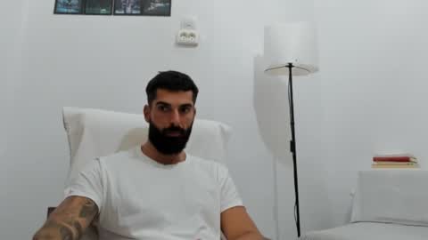 Snapshot of cuteeboy chatting on October 13, 2025, 1:33 pm cuteeboy online show from October 13, 2025, 1:33 pm