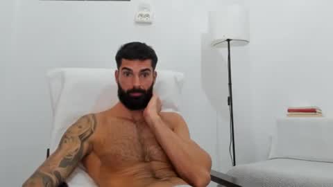 Snapshot of cuteeboy chatting on October 15, 2025, 11:54 am cuteeboy online show from October 15, 2025, 11:54 am