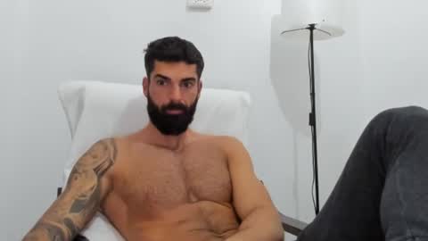 Snapshot of cuteeboy chatting on October 25, 2025, 5:26 am cuteeboy online show from October 25, 2025, 5:26 am