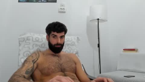 cuteeboy online show from January 7, 2026, 8:55 pm