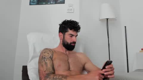 cuteeboy online show from June 2, 2026, 6:48 am