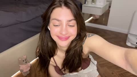 Elsa online show from January 6, 2025, 7:52 am