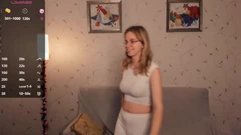 Melisa online show from December 5, 2025, 8:05 pm