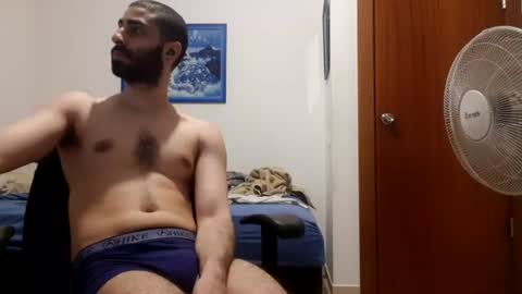 cuteguy52 online show from July 22, 2026, 9:17 pm
