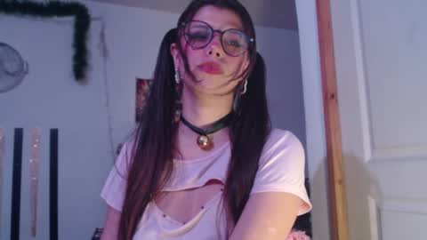 haome online show from September 26, 2025, 1:26 pm