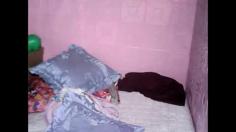 cutehornymom online show from September 20, 2025, 11:39 pm