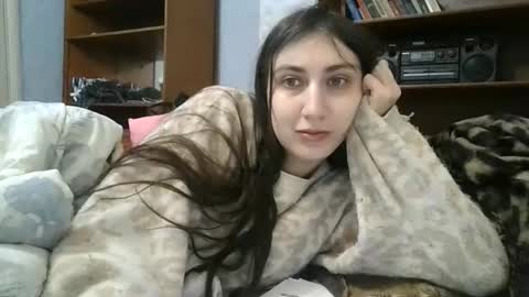 cutekattie online show from February 27, 2026, 5:40 am