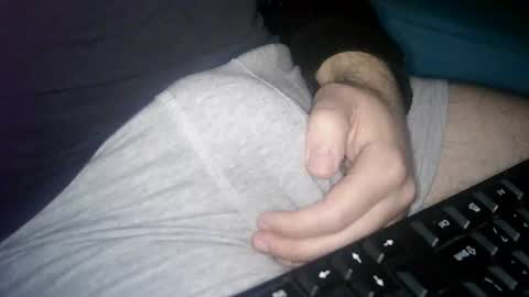 Snapshot of cuteman88 chatting on March 4, 2026, 9:10 pm Cuteman online show from March 4, 2026, 9:10 pm