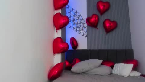 Snapshot of cutemia6 chatting on February 15, 2026, 7:51 am Lia please dont forget to thumbs up me online show from February 15, 2026, 7:51 am