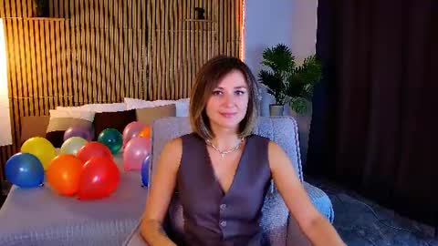 cutemirage online show from June 20, 2026, 2:42 pm